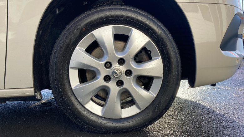 Vauxhall Combo Life 1.5 Turbo D Energy XL 5dr [7 seat] Diesel Estate